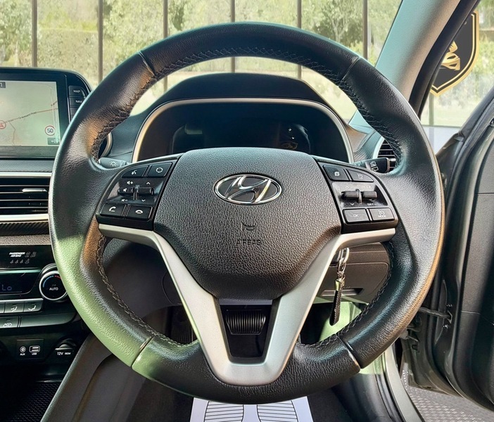 Hyundai Tucson 1.6 Tgdi 177 Premium 2Wd Silver #8