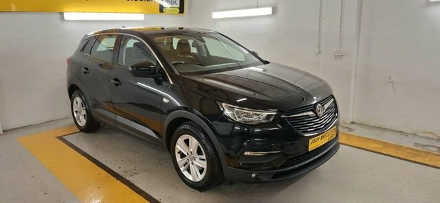 Vauxhall Grandland X 2021 1.2 Turbo Business Edition Nav Suv XHZ9696 Black #2