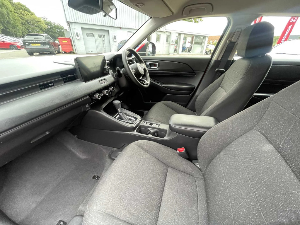 Honda Hr-V 1.5 I-mmd Elegance Cvt AV73XLO Grey #2