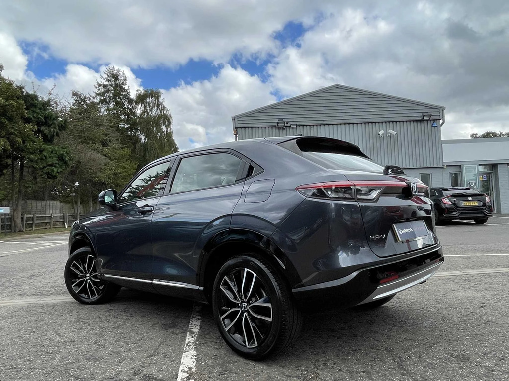 Honda Hr-V 1.5 I-mmd Elegance Cvt AV73XLO Grey #3