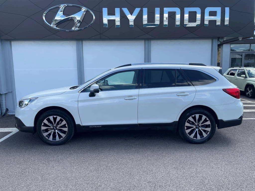 Subaru Outback Se Prem Sym Awd Cvt White #3