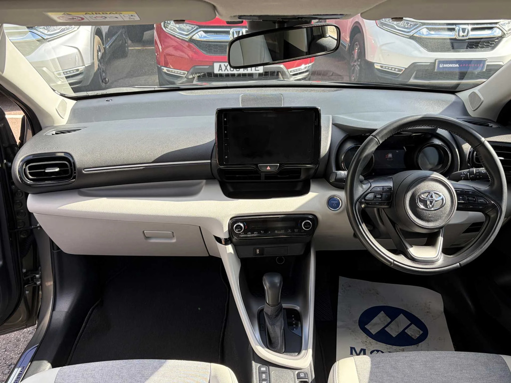 Toyota Yaris 1.5 Vvt-h Design E Cvt Brown #4