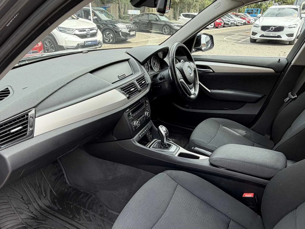 BMW X1 Xdrive20d Se Grey #4