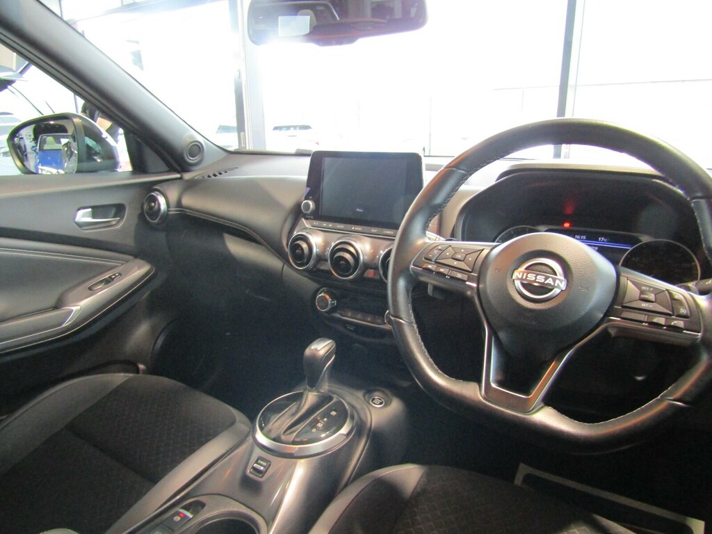 Nissan Juke 1.6 N-connecta Suv Hybrid Euro 6 Silver #24