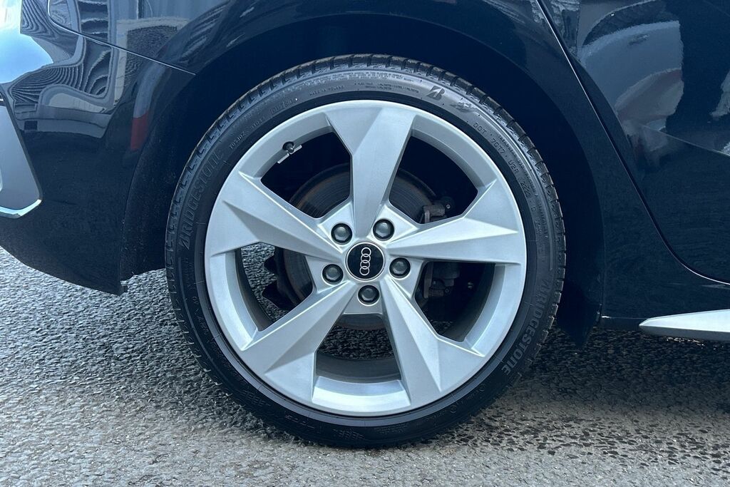 Audi A3 S Line 35 Tdi 150 Ps S Tronic KK73GHD Black #5