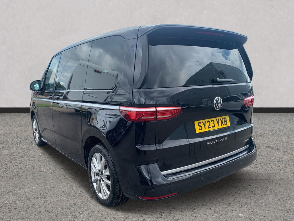 Volkswagen Multivan 1.4 Tsi Ehybrid Style Dsg SY23VXB Black #3