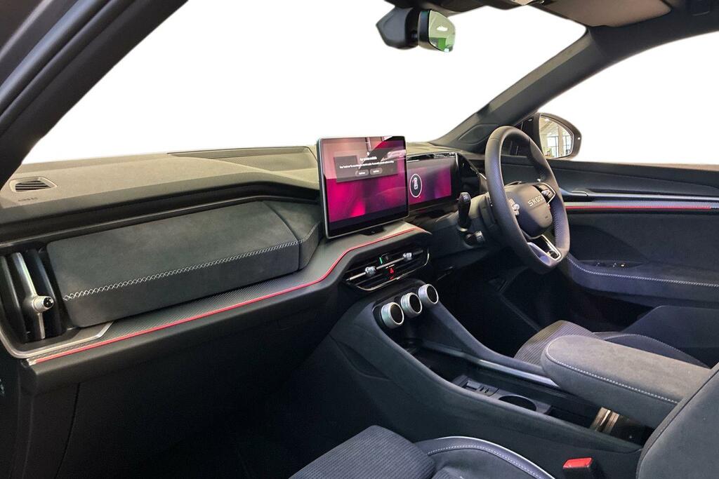 Skoda Kodiaq 1.5 Tsi Iv 204 Sportline Dsg SV26KVP Grey #4