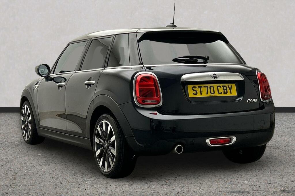 Mini Hatch 5-Door Cooper Exclusive ST70CBY Black #2