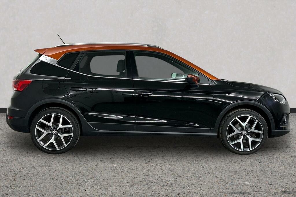 Seat Arona 1.0 Tsi 115 Xcellence Lux Ez Dsg Black #4