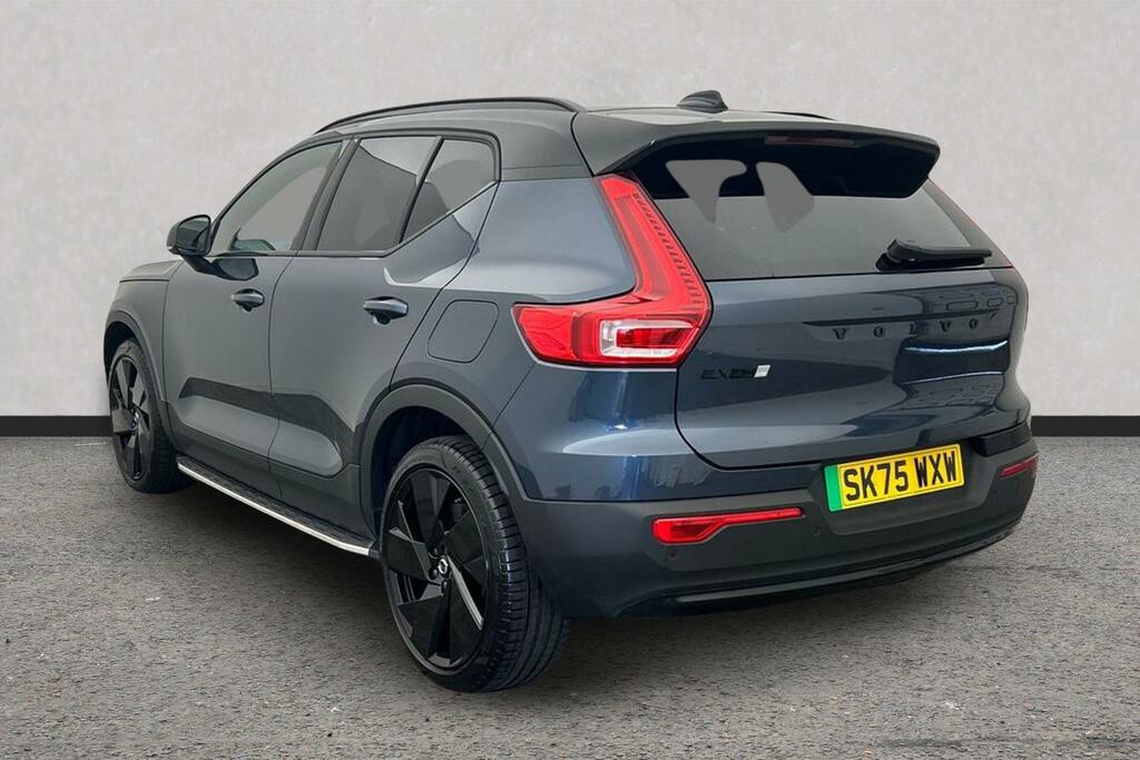 Volvo EX40 Black Edition Plus, Single Motor Extended Range, E SK75WXW Blue #3