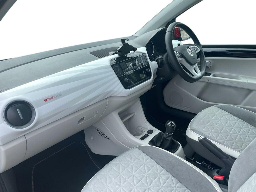 Volkswagen Up 1.0 65Ps Beats Black #2