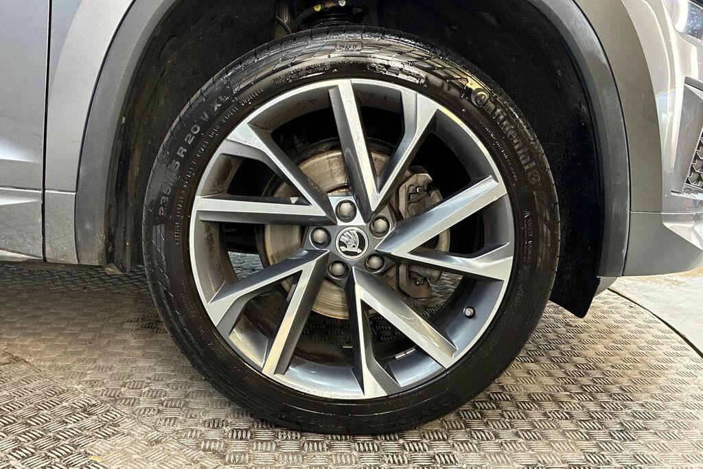 Skoda Kodiaq 1.5 Tsi Sport Line Dsg 7 Seat ST24VWV Grey #5