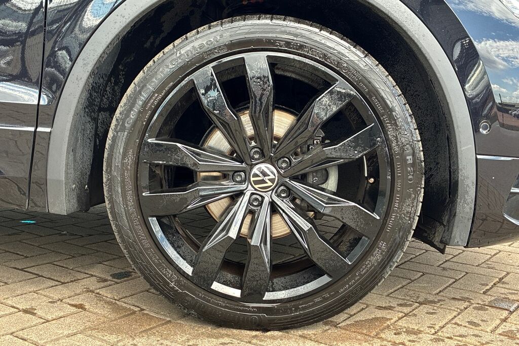 Volkswagen Tiguan 1.5 Tsi 150 Black Edition Dsg RE24ZFA Black #5