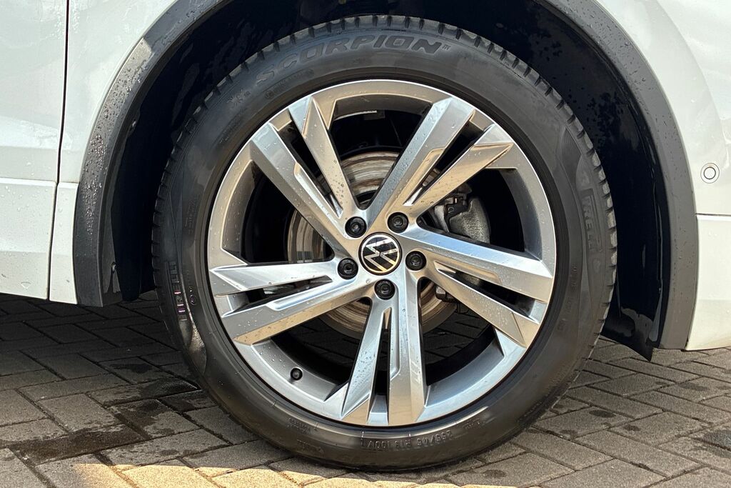 Volkswagen Tiguan 1.5 Tsi 150 R-line Edition Dsg EJ23XRR White #5