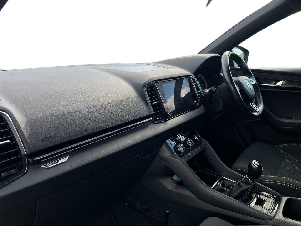 Skoda Karoq 2.0 Tdi 4X4 150Ps Sportline Grey #2