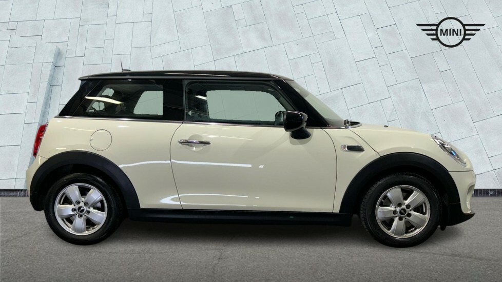 Mini Hatch 3-Door Cooper Classic SV69UNJ White #3