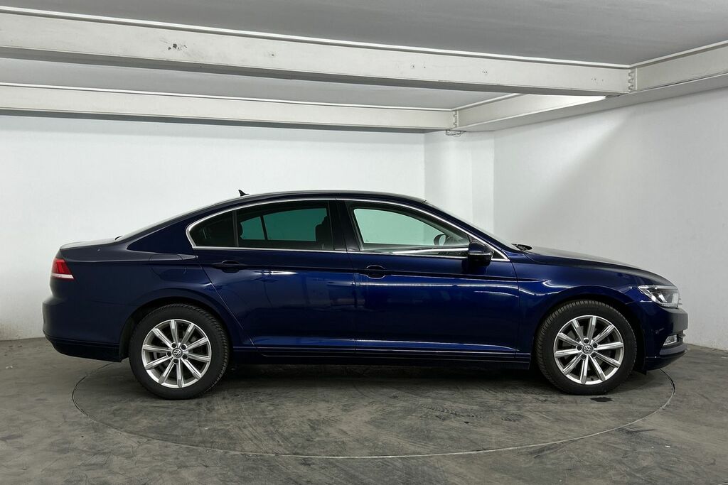 Volkswagen Passat 2.0 Tdi Se Business Blue #4