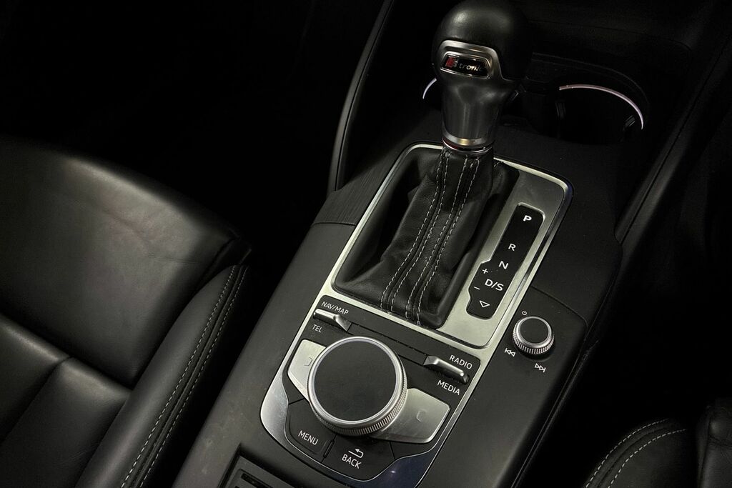 Audi S3 Tfsi 300 Quattro Black Edition S Tronic Yellow #21