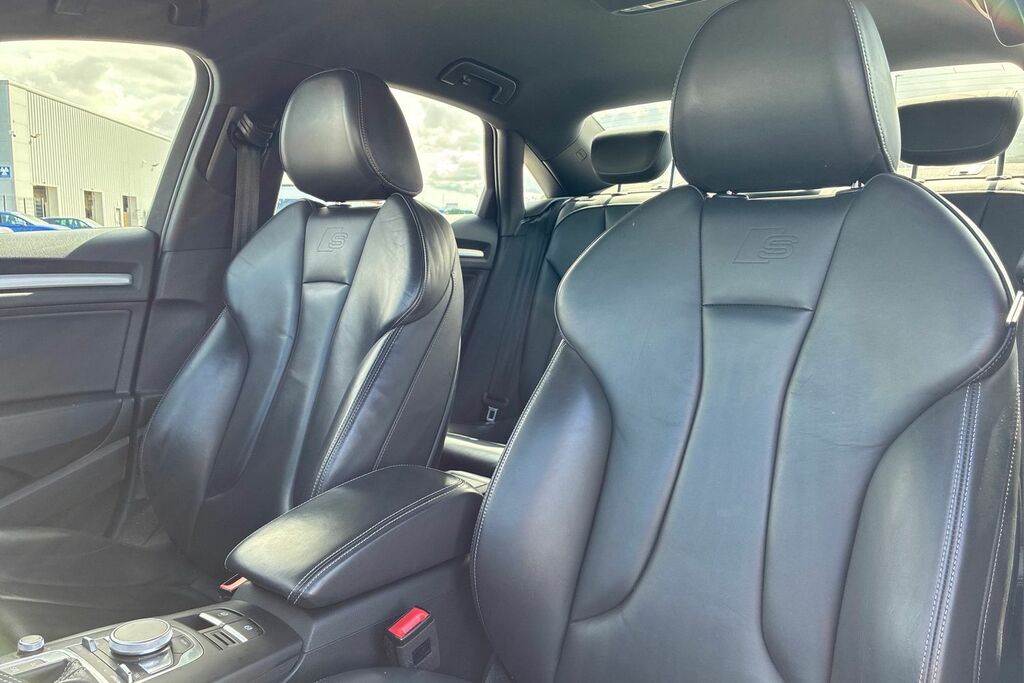 Audi S3 Tfsi 300 Quattro Black Edition S Tronic Yellow #15