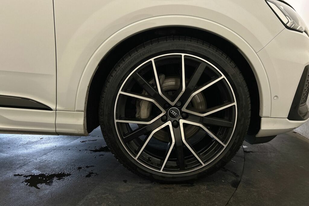 Audi Q7 My23.5 Black Edition 50 Tdi Quattro 286 Ps Tiptron White #5