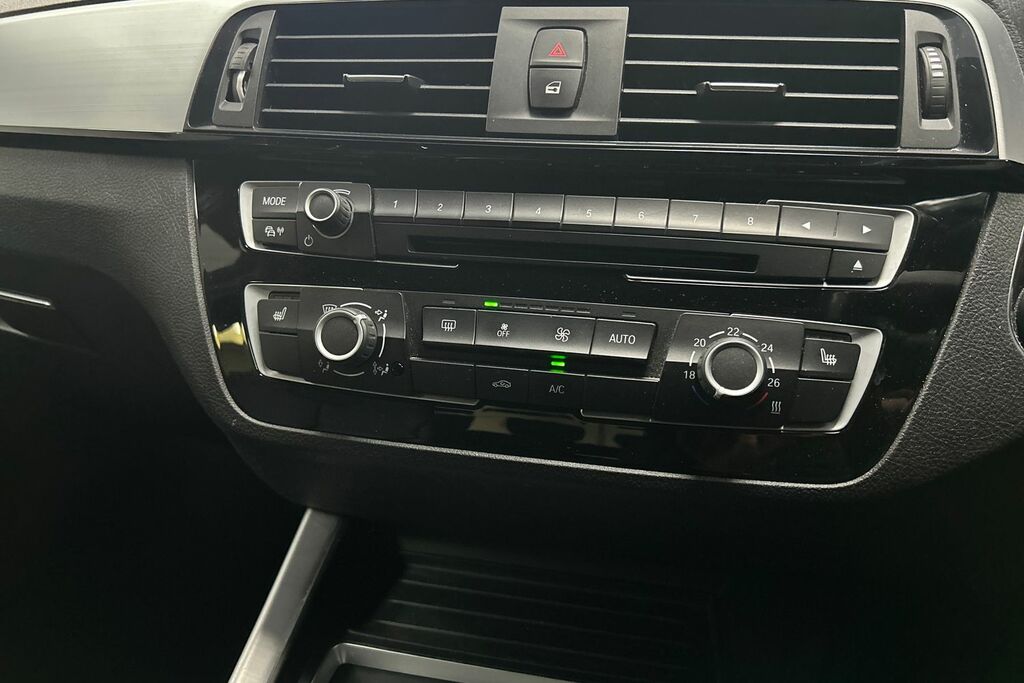 BMW 1 Series 118I M Sport Step White #18