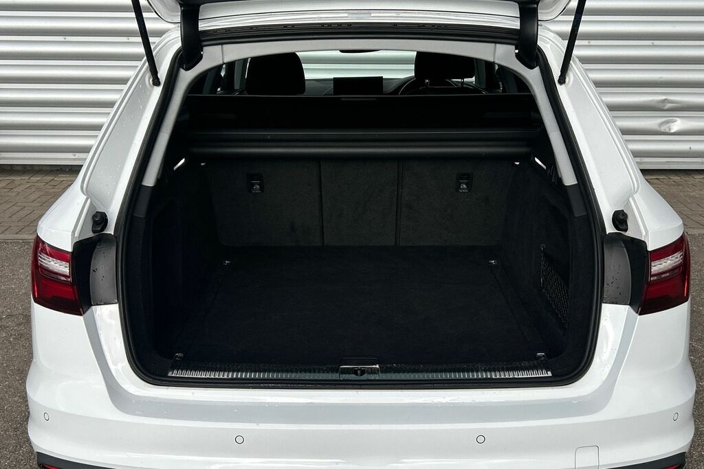 Audi A4 Avant Avant S Line 40 Tfsi 190 Ps S Tronic White #11