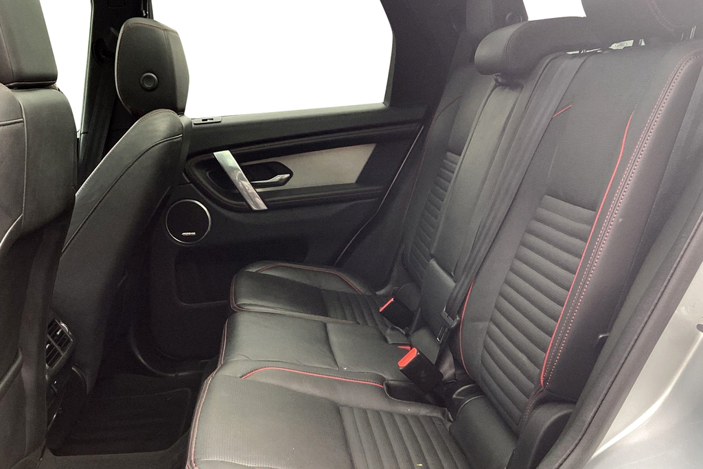 Land Rover Discovery Sport P250 R-dynamic Hse Silver #4