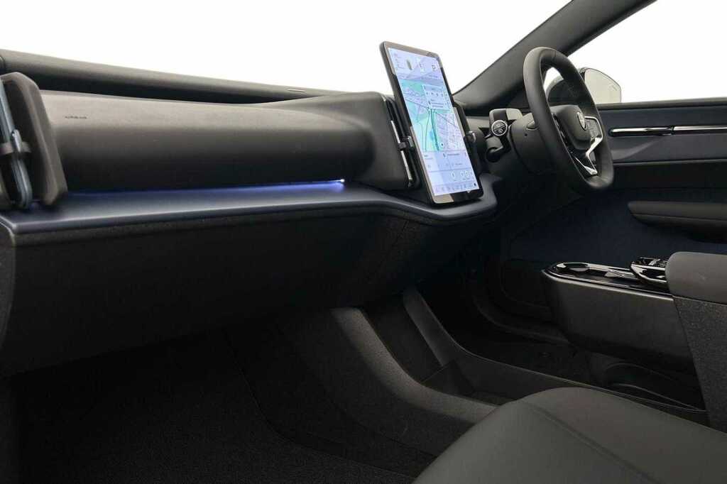 Volvo EX30 200Kw Sm Ex Range Ultra Black Ed 69Kwh Black #2