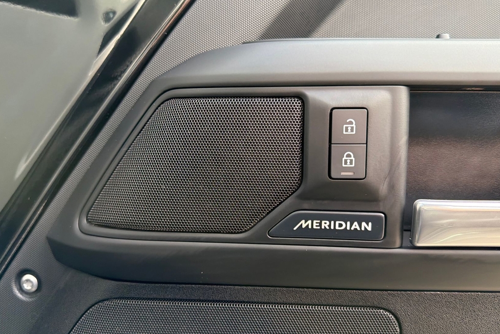 Land Rover Defender 110 D350 110 X-dynamic Hse Green #24