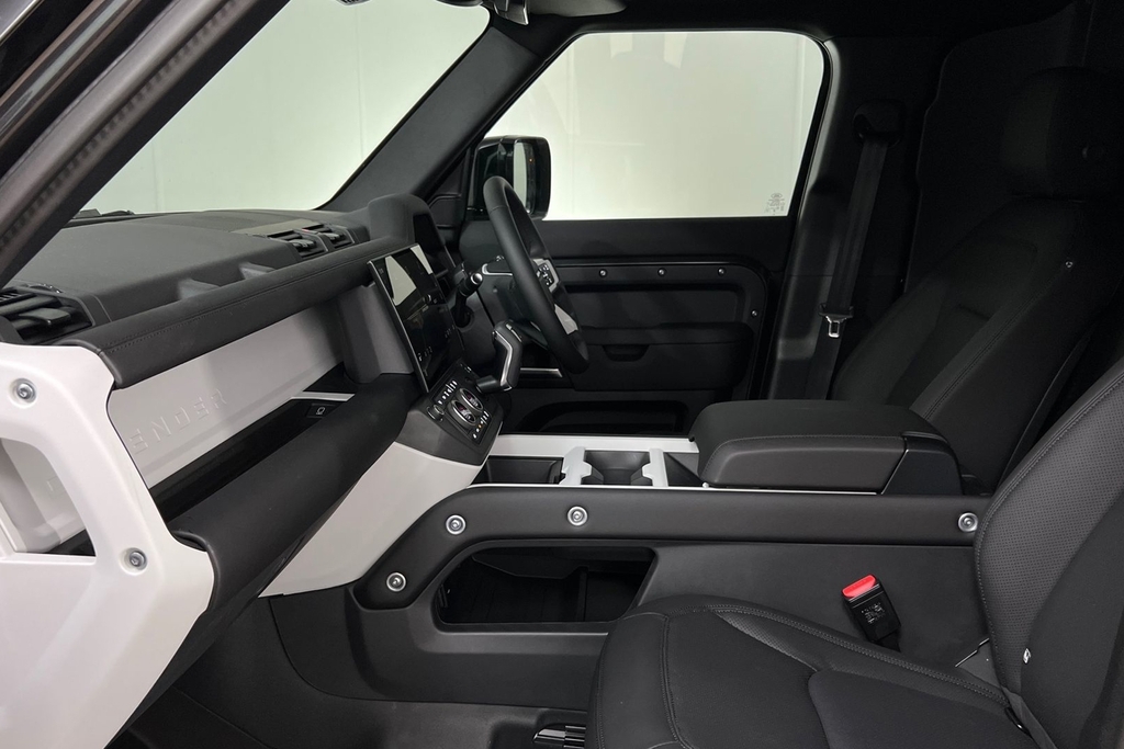 Land Rover Defender D250 Hard Top X-dynamic Se Grey #3