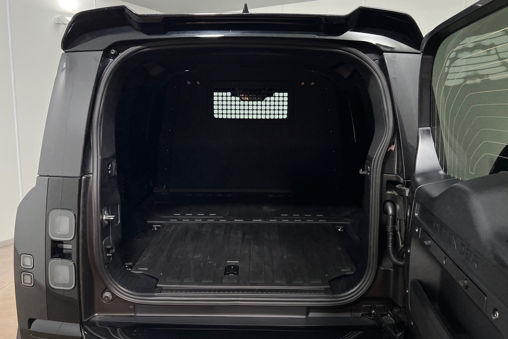 Land Rover Defender 3.0 D250 Hard Top X-dynamic Se 3 Seat Black #10