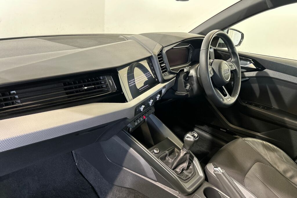 Audi A1 1.0 Tfsi 30 Black Edition Sportback Man Grey #2