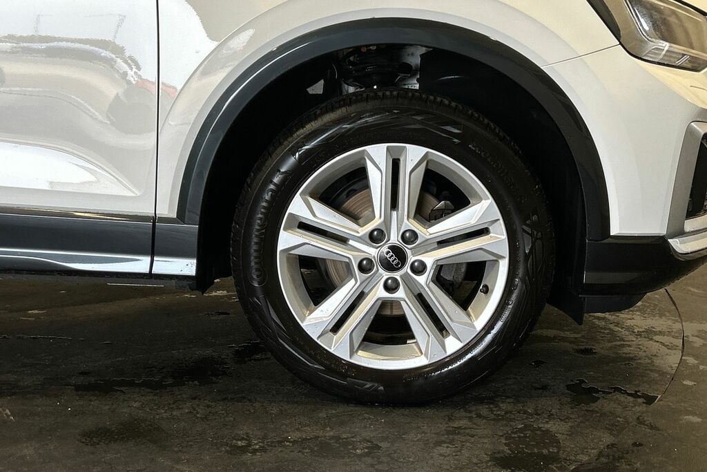 Audi Q2 Sport 35 Tfsi 150 Ps S Tronic White #5