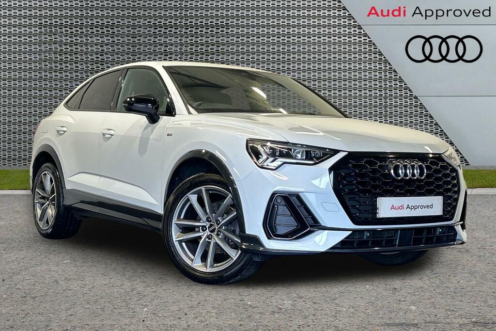 Audi Q3 Black Edition 35 Tfsi 150 Ps S Tronic White