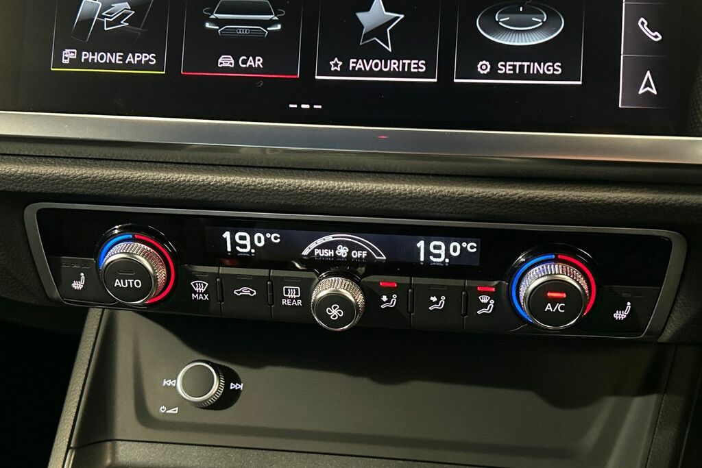 Audi Q3 40 Tfsi Quattro S Line S Tronic Black #17