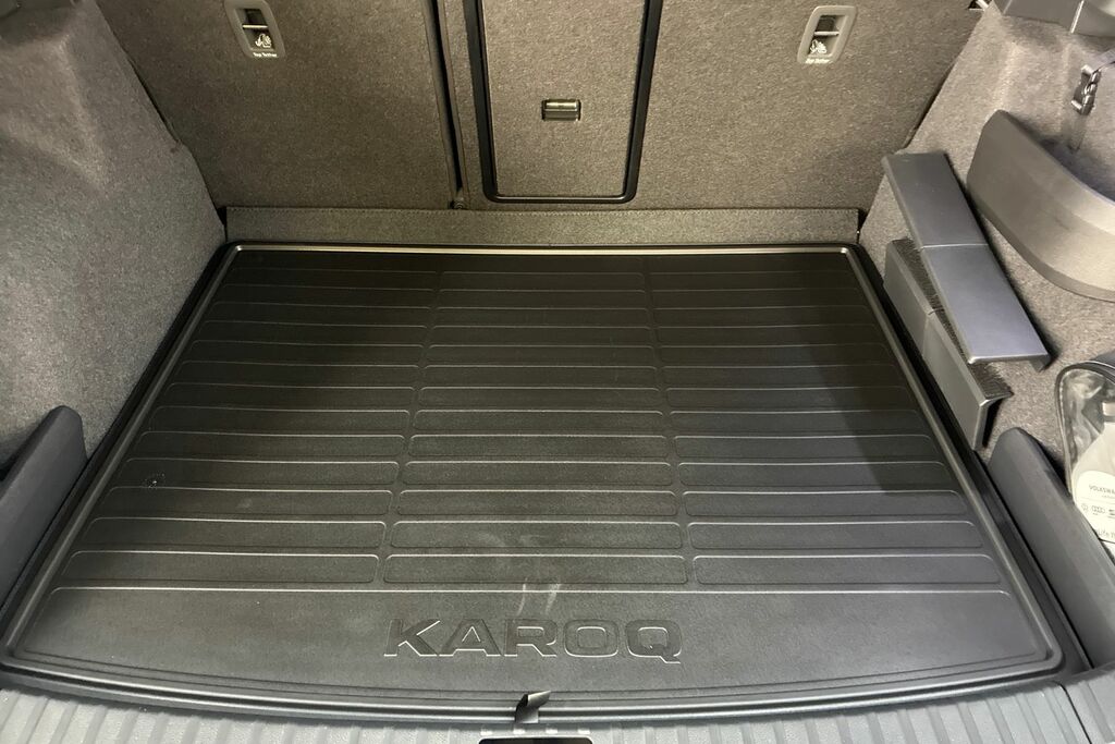 Skoda Karoq Se L Grey #11