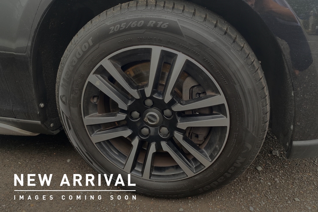 Volvo V40 Cross Country T3 152 Cross Country Nav Plus Black #5