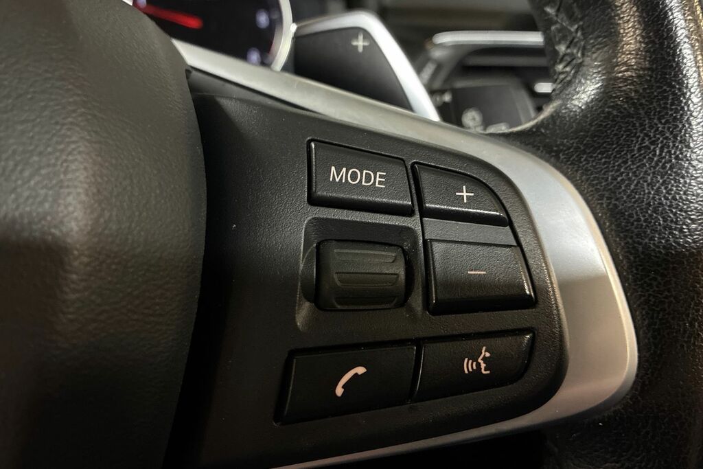 BMW X1 1.5 X1 Sdrive 18I Xline Black #9