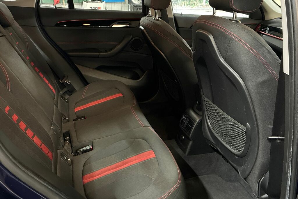 BMW X1 1.5 X1 Sdrive 18I Xline Black #17