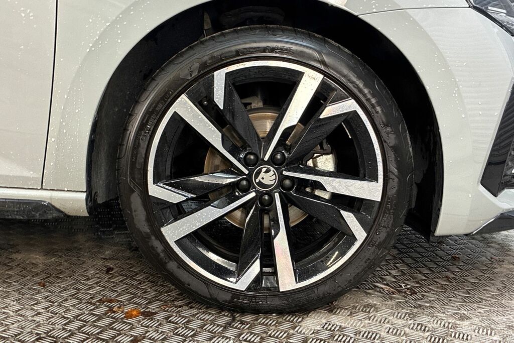 Skoda Scala 1.0 Tsi 116 Monte Carlo Edition Dsg Grey #5
