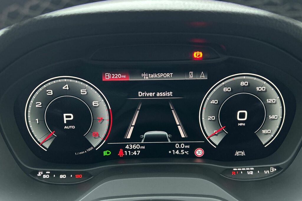 Audi Q2 35 Tfsi Sport S Tronic 2026 Grey #15