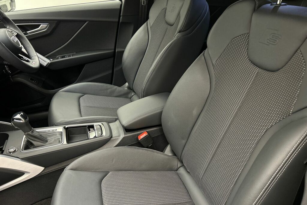 Audi Q2 35 Tfsi Sport S Tronic 2026 Grey #16