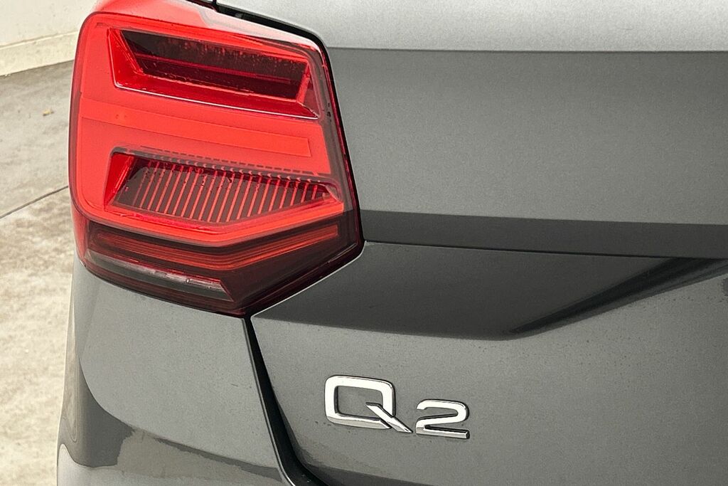 Audi Q2 35 Tfsi Sport S Tronic 2026 Grey #19