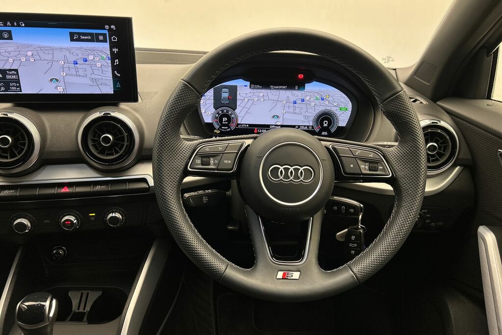 Audi Q2 35 Tfsi Sport S Tronic 2026 Grey #13