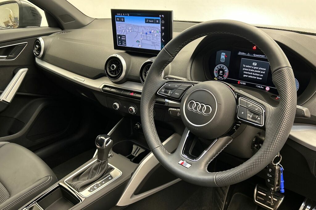 Audi Q2 35 Tfsi Sport S Tronic 2026 Grey #6