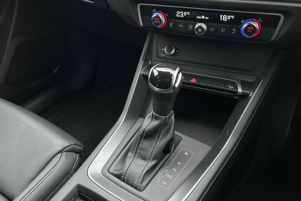 Audi Q3 40 Tfsi Quattro Black Edition S Tronic Grey #24
