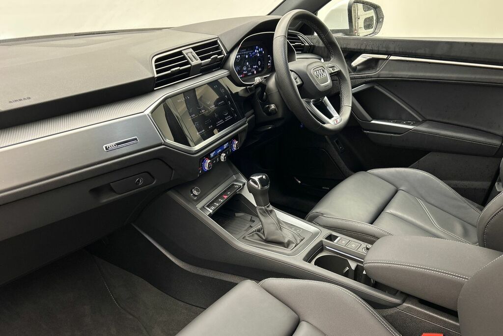 Audi Q3 S Line 35 Tfsi 150 Ps S Tronic White #2