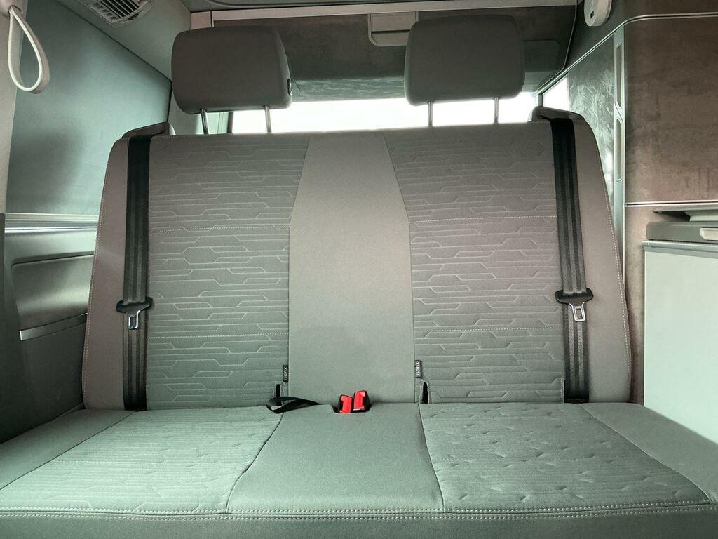 Volkswagen California Ocean Blue #9
