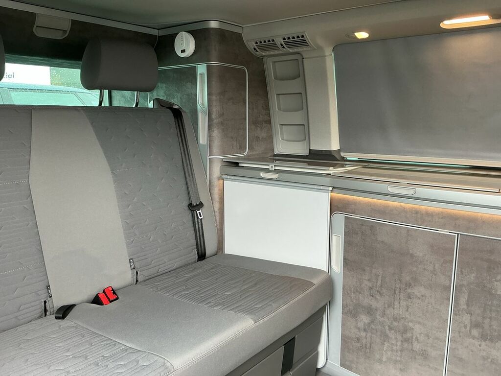 Volkswagen California Ocean Blue #24