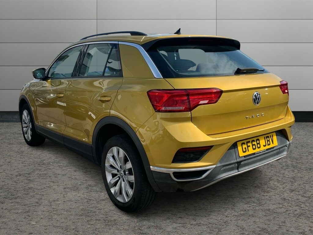 Volkswagen T-Roc 1.0 Tsi Se Yellow #3